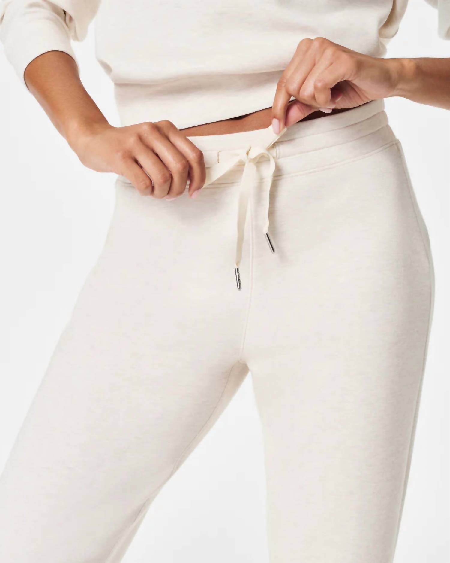 Spanx - AirEssentials Tapered Pants