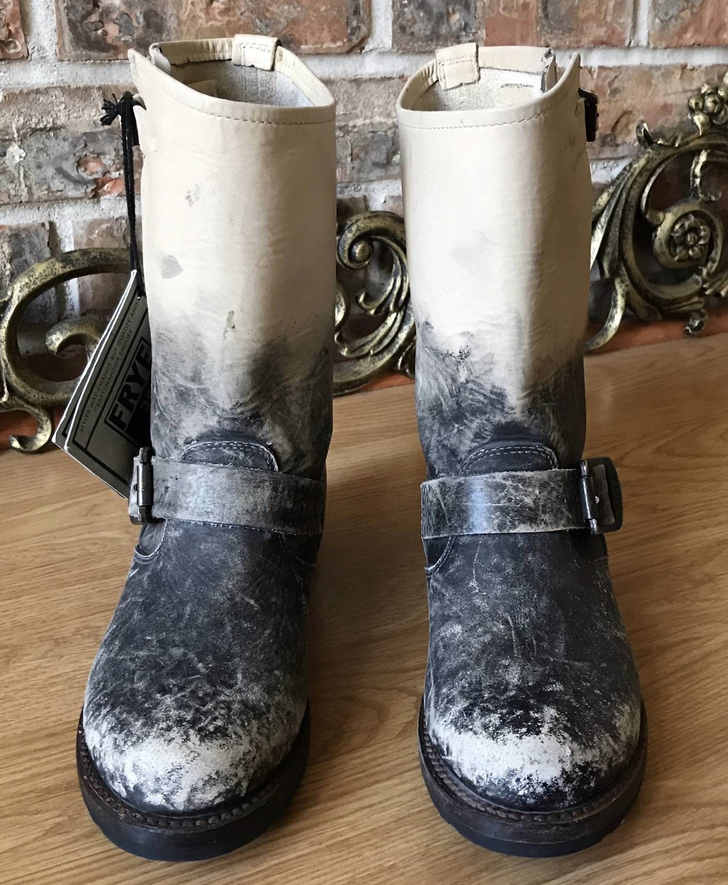Frye - Women's Veronica Short Ombre Boots