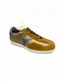 SAYDO Women's Zelk Sneakers in gold - women's sneaker - detail view