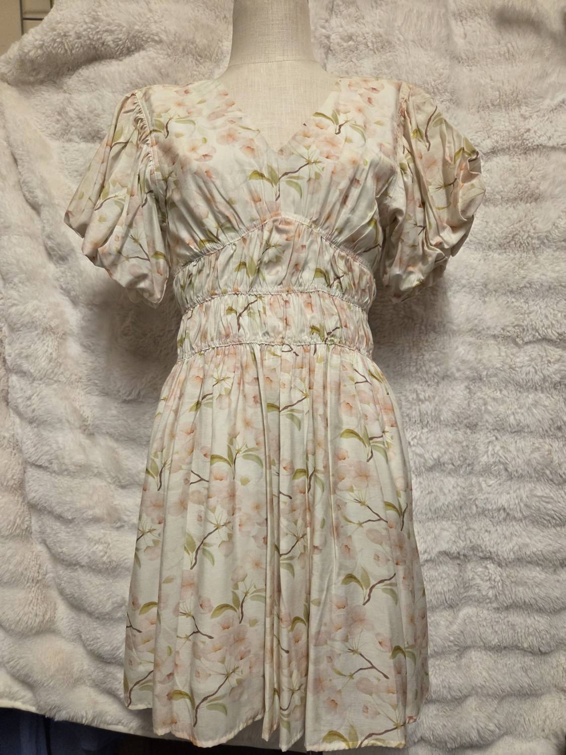 En Saison - Women's Puff Sleeve Mini Dress