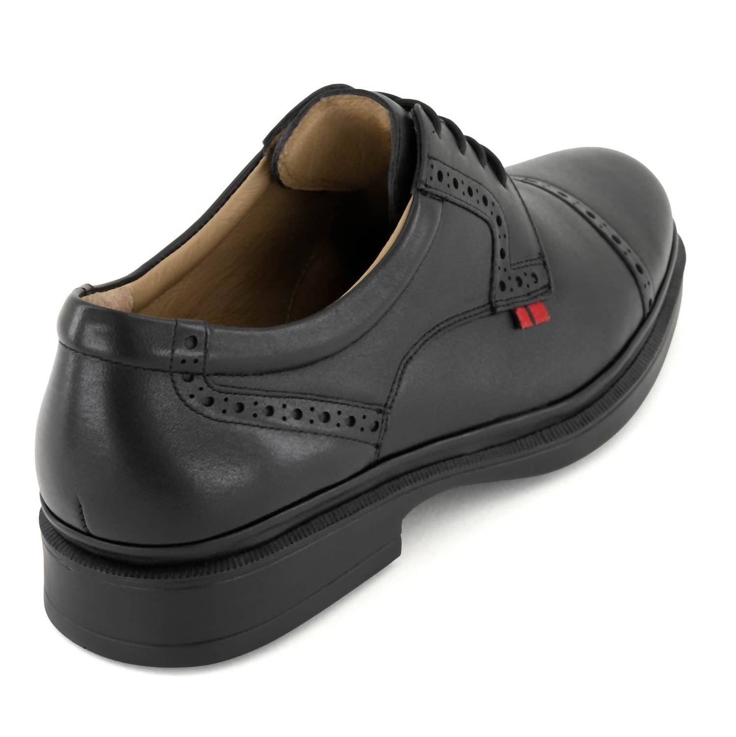 Andrea Men's Lace Closure Leather Oxford Shoes in black - men's shoe - detail view