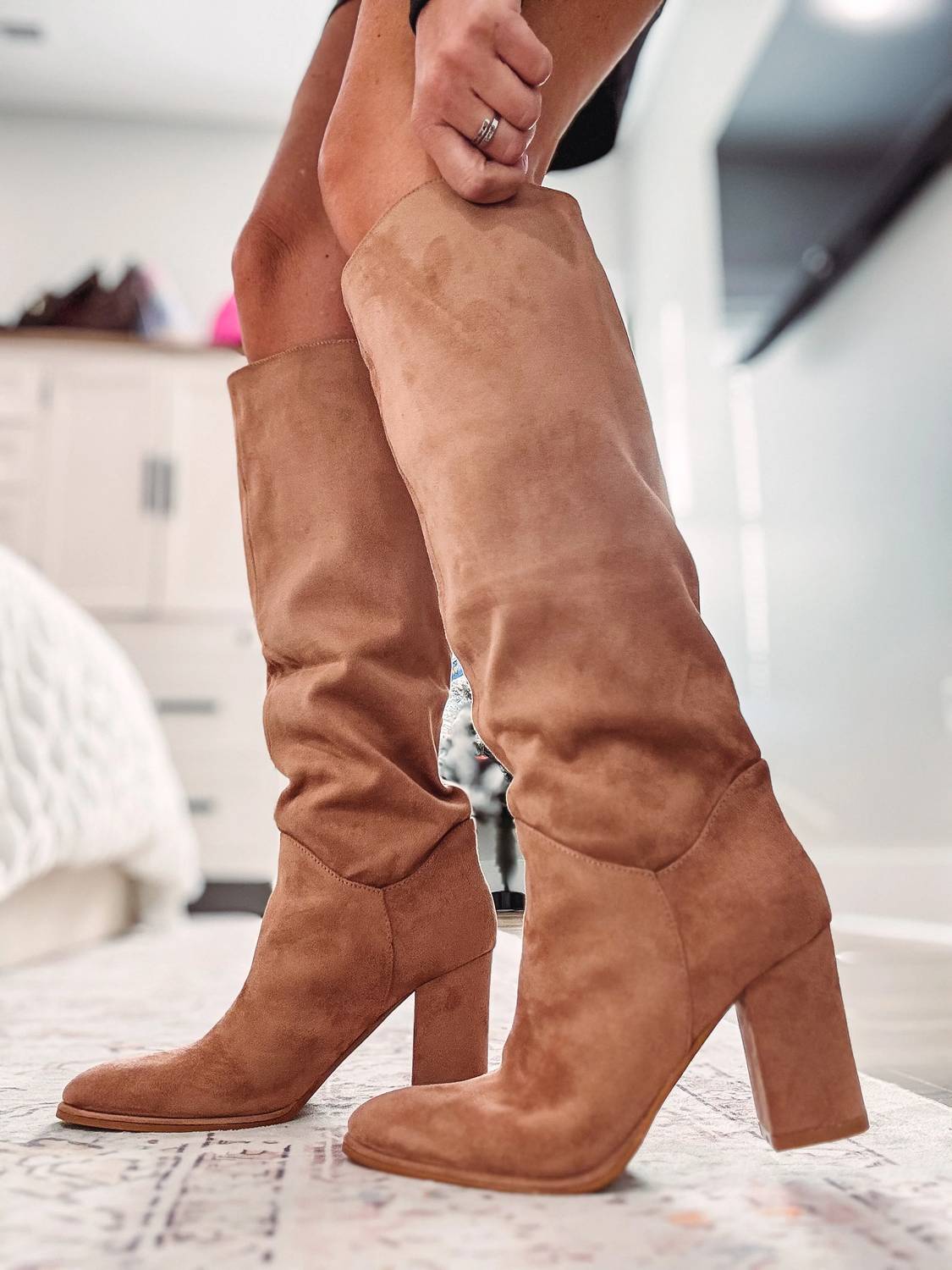 Miim - Women's Fynn Classic Stacked Heel Knee-high Boots