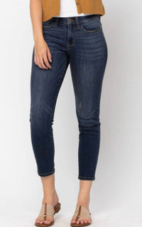 Judy Blue - Mid Rise Cropped Relaxed Denim Jeans