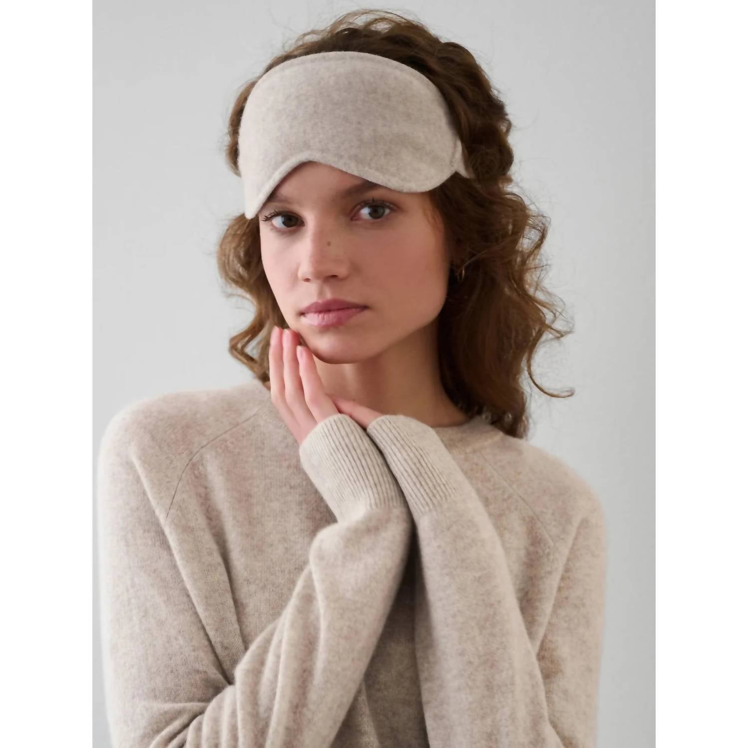White + Warren - Cashmere Eye Mask
