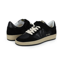 Vintage Havana - Women's Crocodile Low Top Laced Sneaker