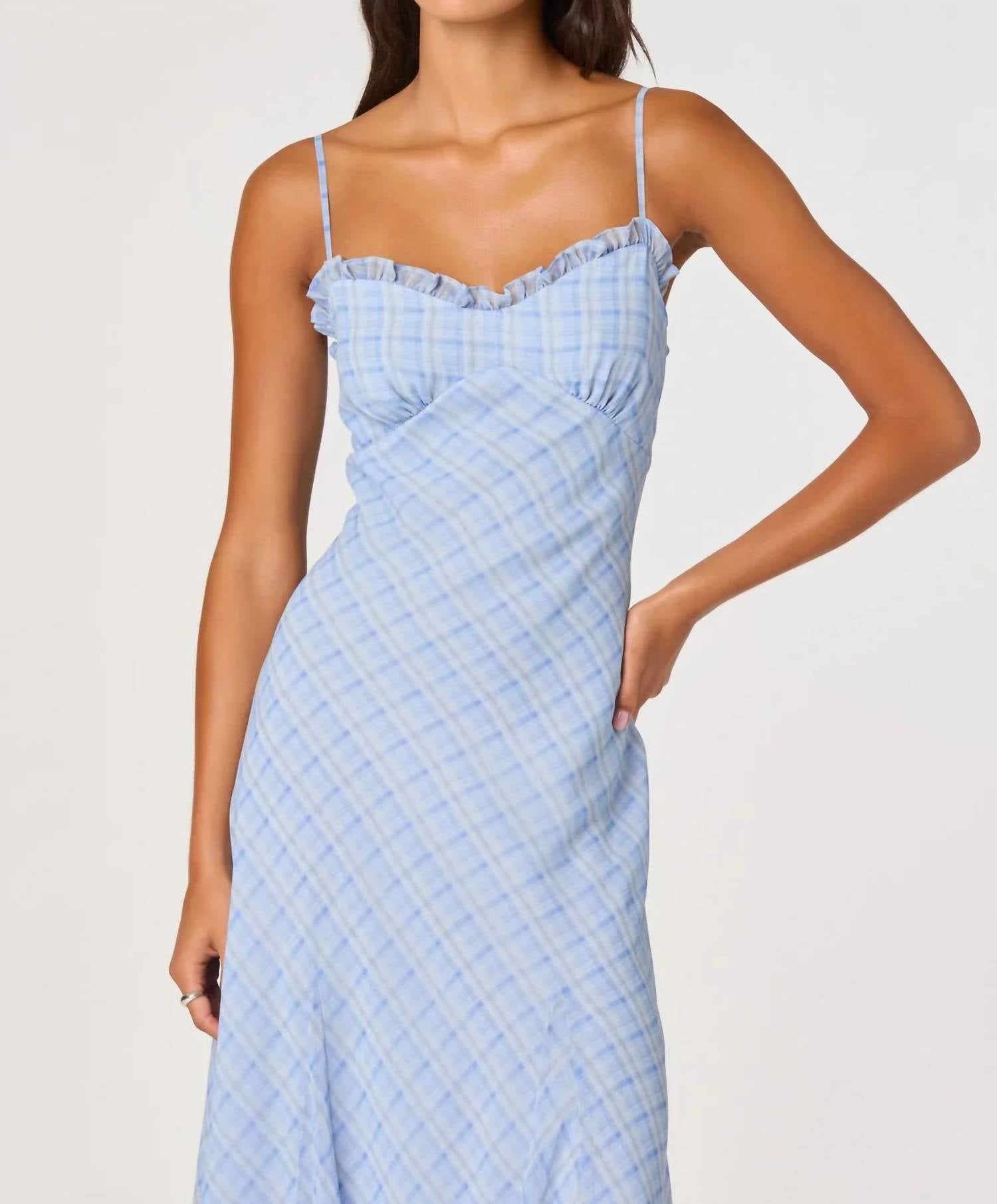Astr - Maeryn Ruffle Trim Maxi Dress