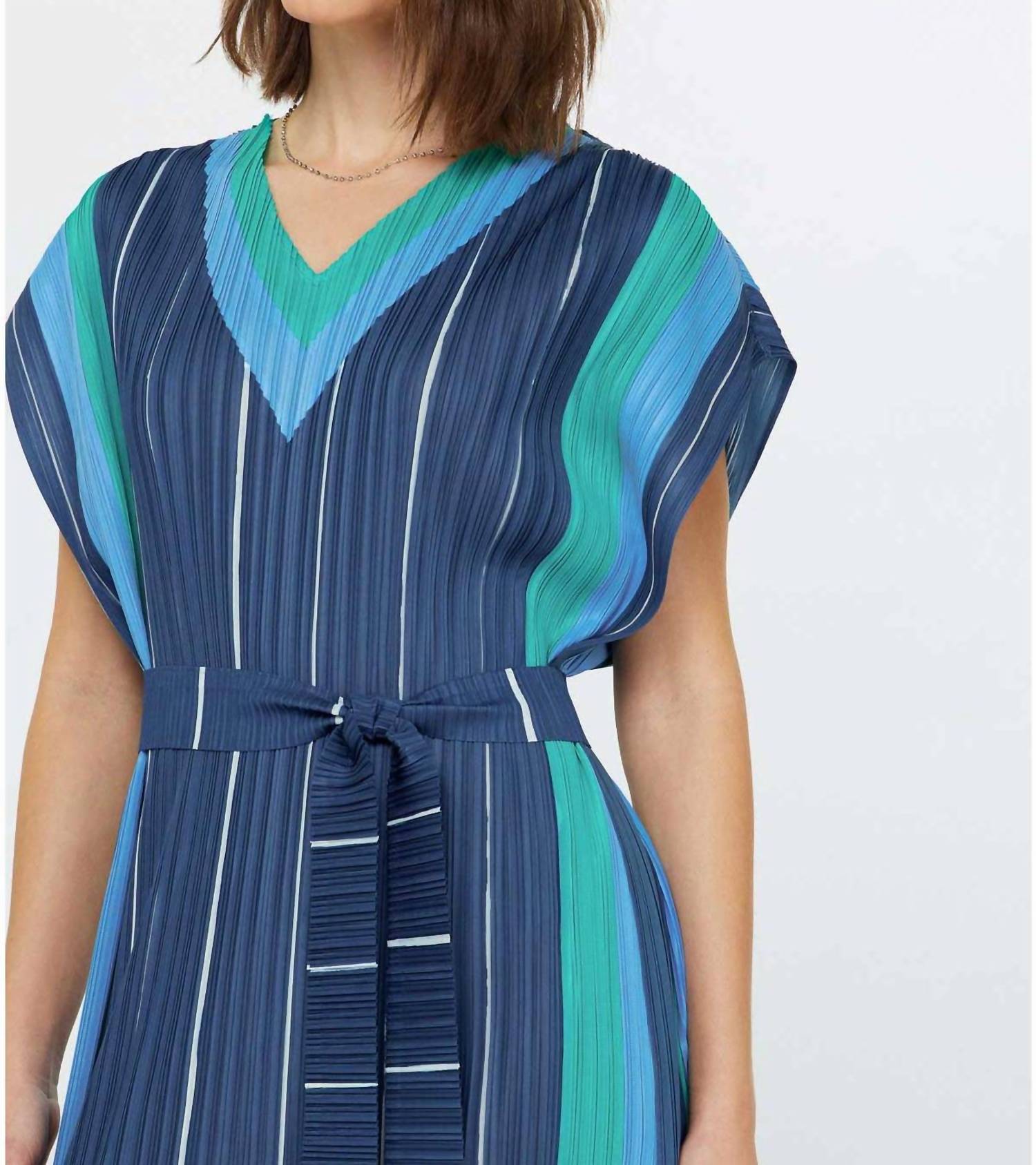 Current Air - Sleeveless V-neck Pleated Midi Dress With Stripe Border