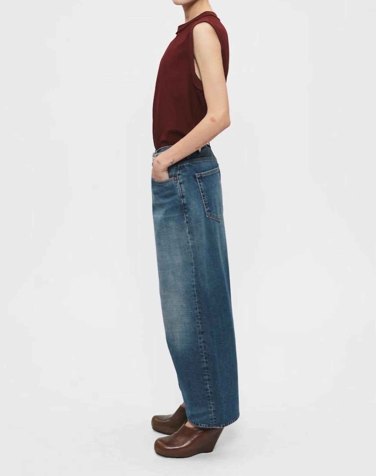 6397 - Cropped Roomy Jean