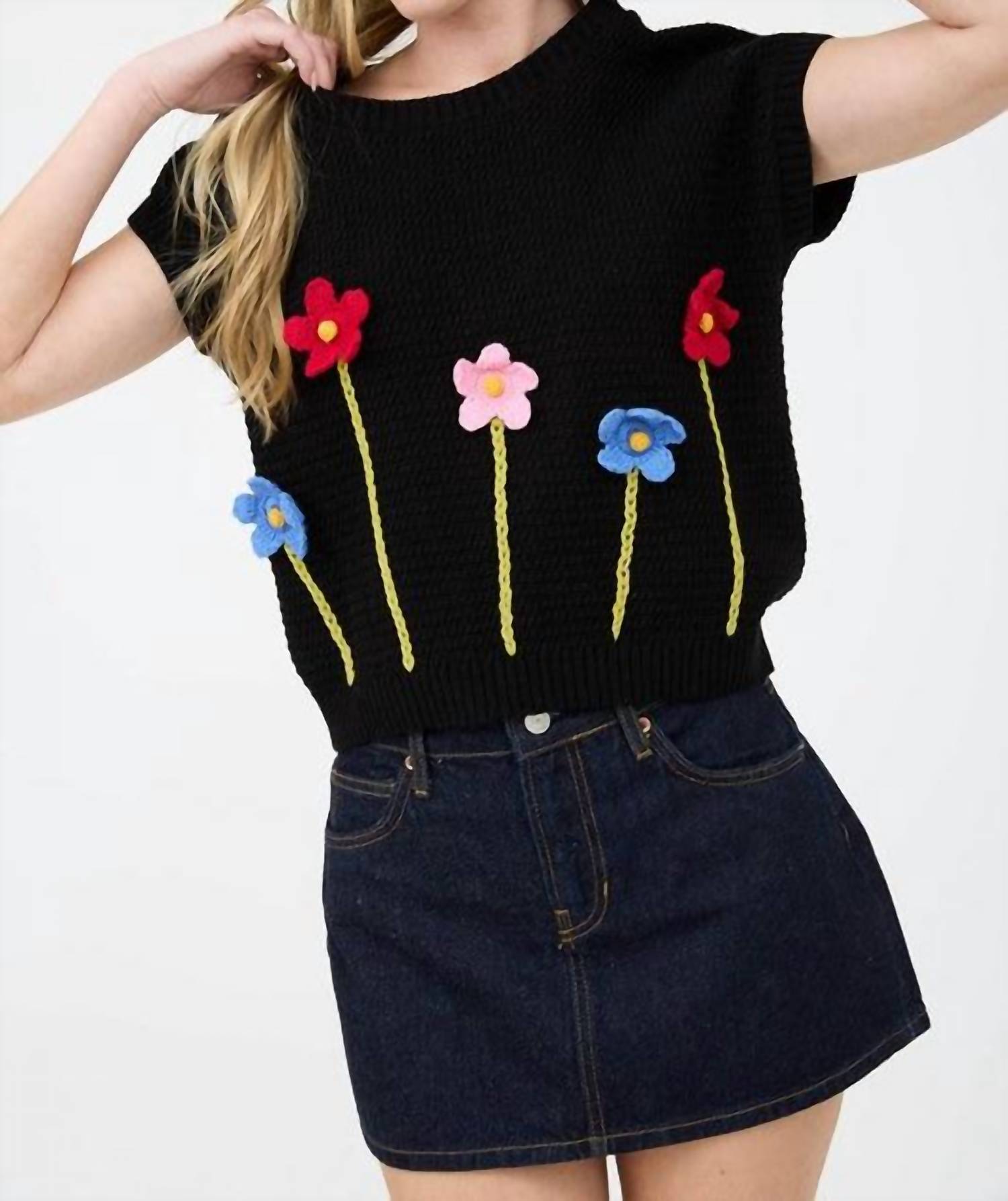 Blu Pepper - 3d Crochet Floral Short Sleeve Sweater Top