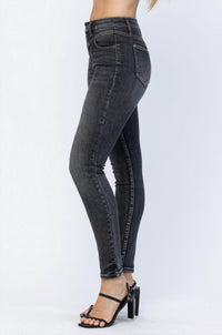 Judy Blue - Yoke Skinny Jeans