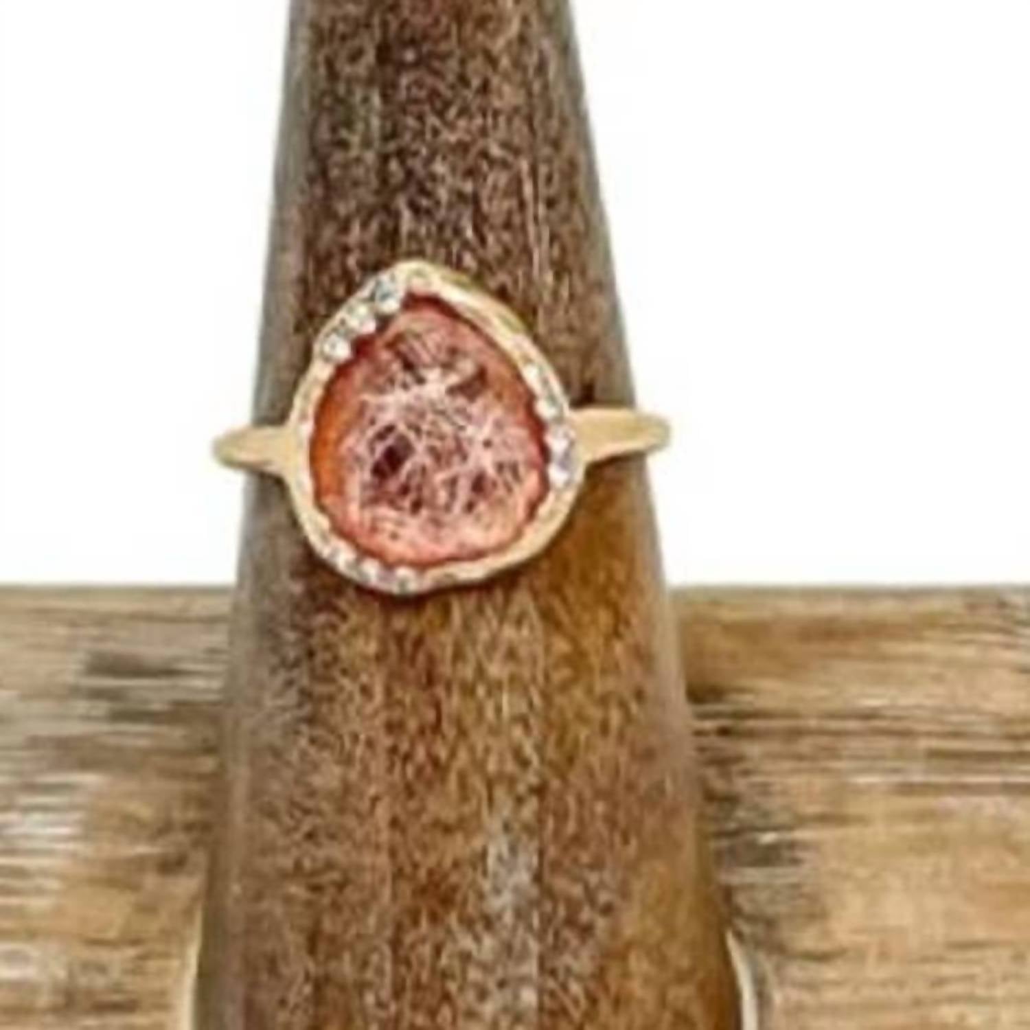 My Girl In La - Women's Pear Cut Resin And Crystal Gold Statement Ring