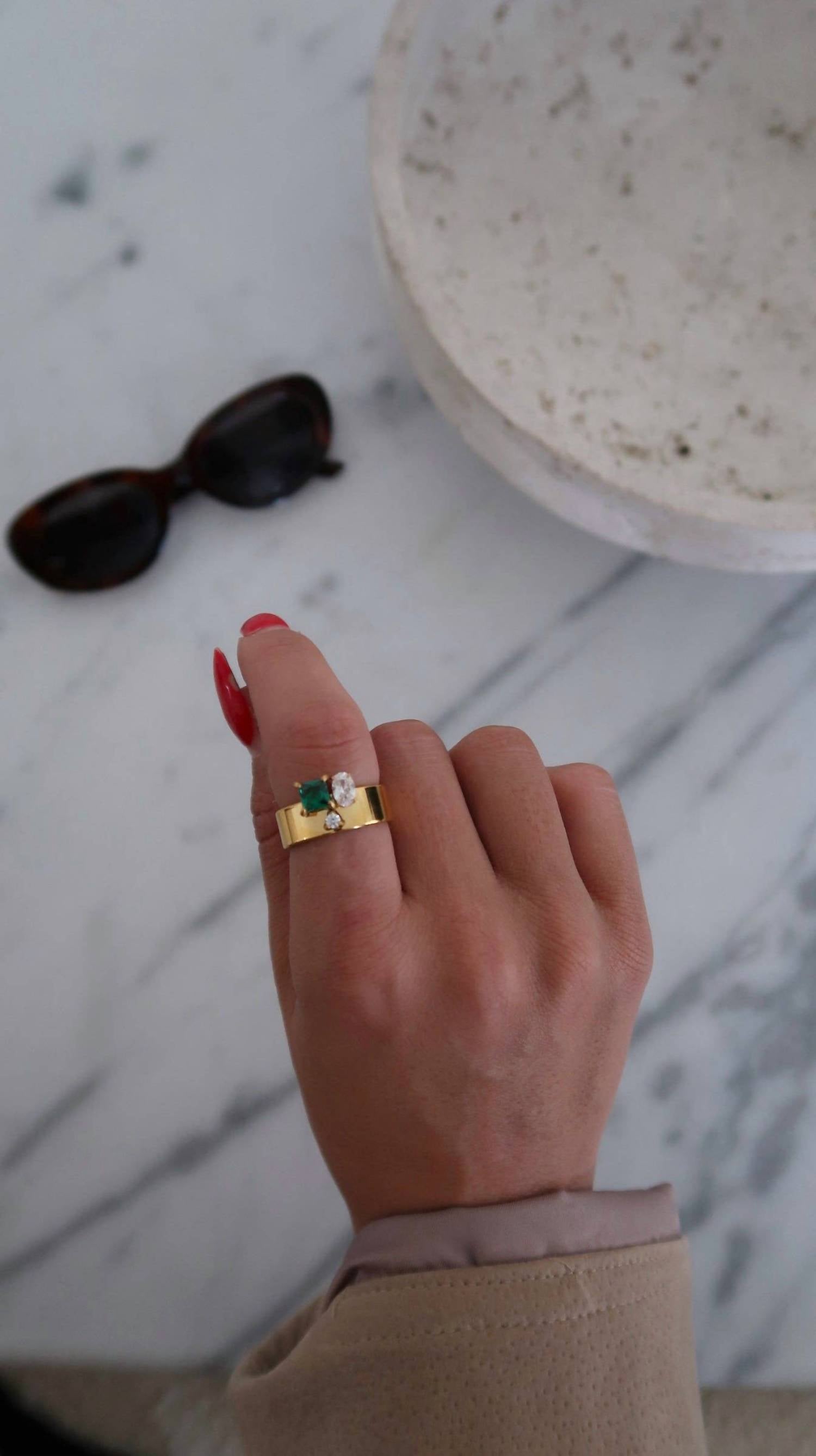 Chansuttpearls - Women's The Emerald Statement Ring