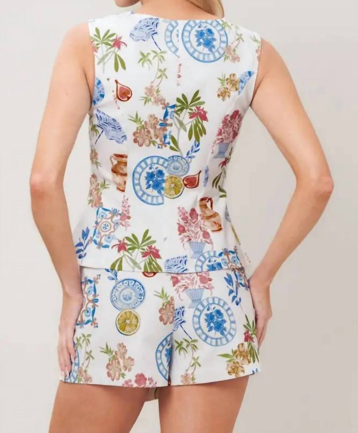 Flying Tomato - Women's Printed Woven Vest