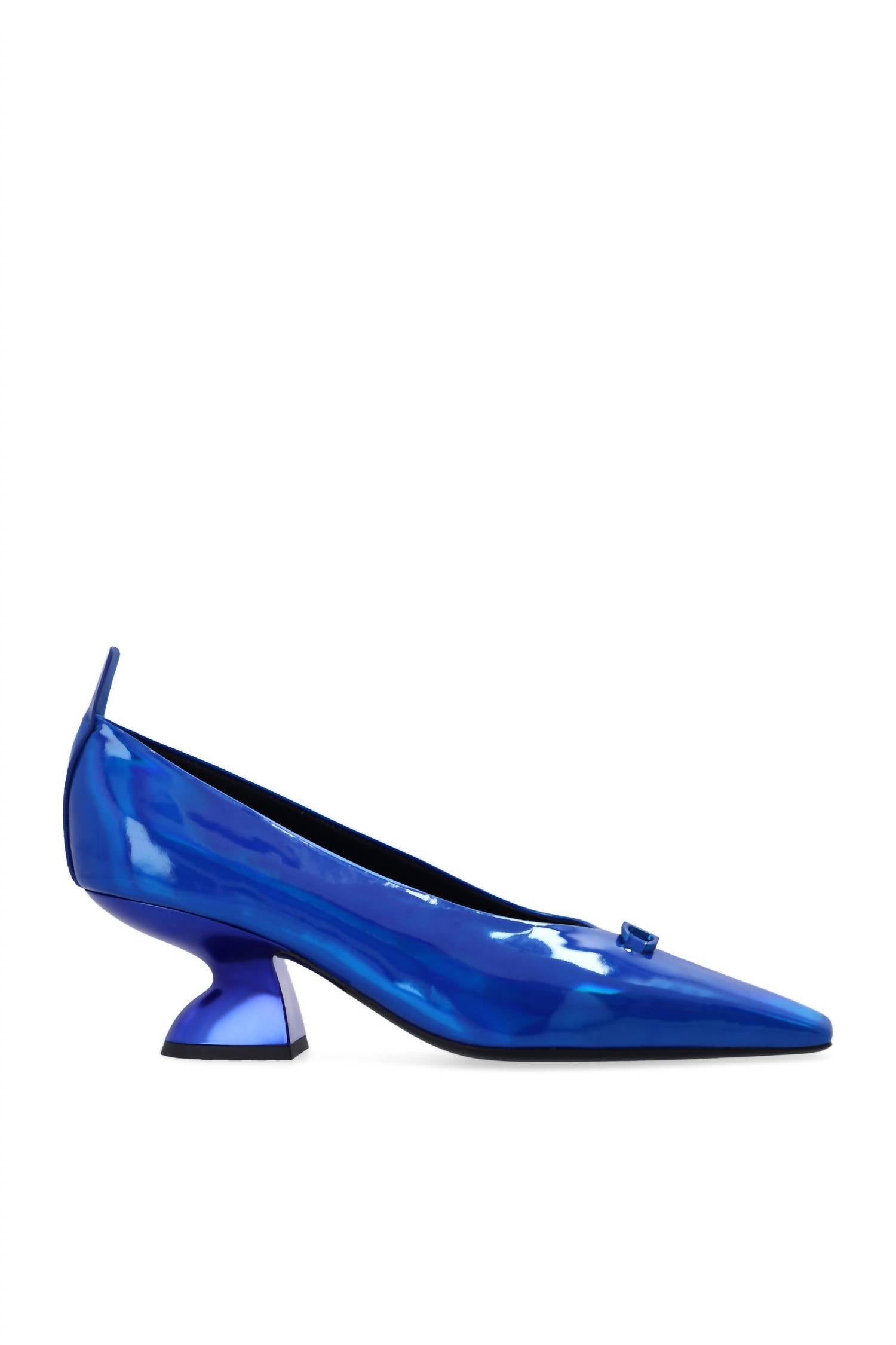 Salvatore Ferragamo - Women's Sadr Pumps