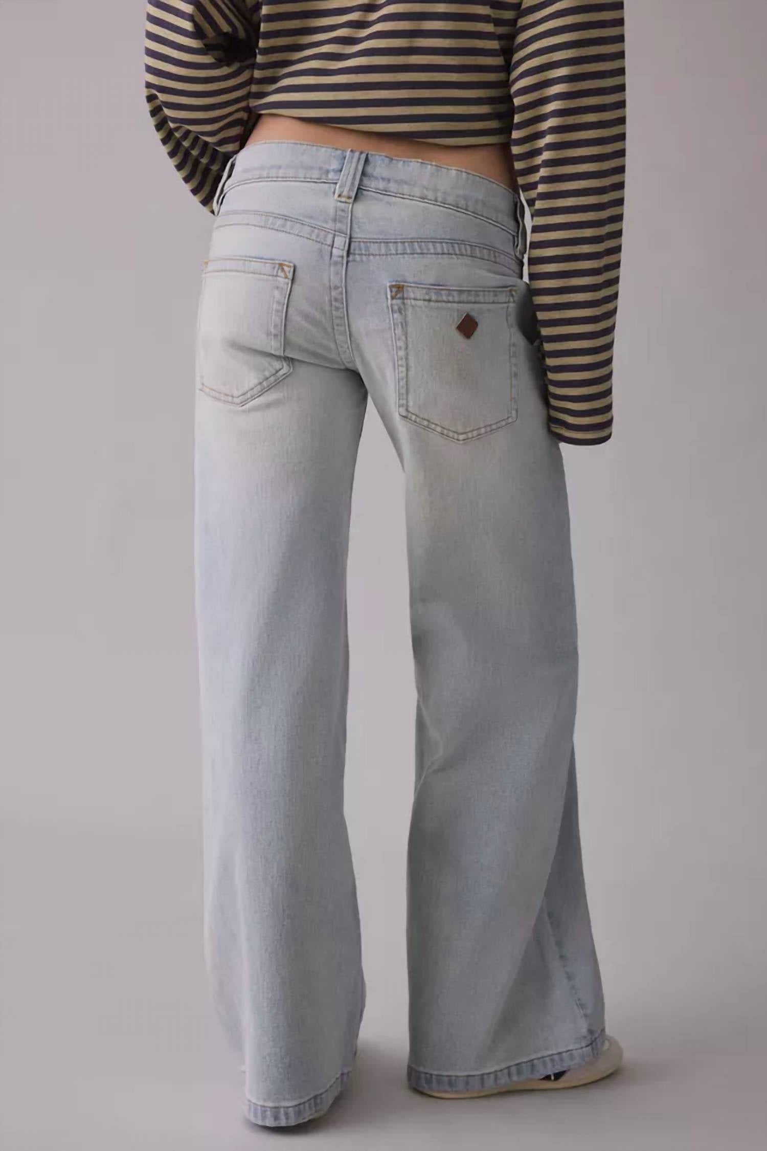 Abrand Jeans - 00 Low-rise Wide Leg Jeans