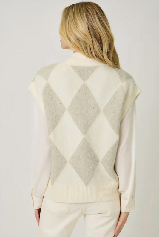 Mystree - Amanda Argyle Sweater Vest
