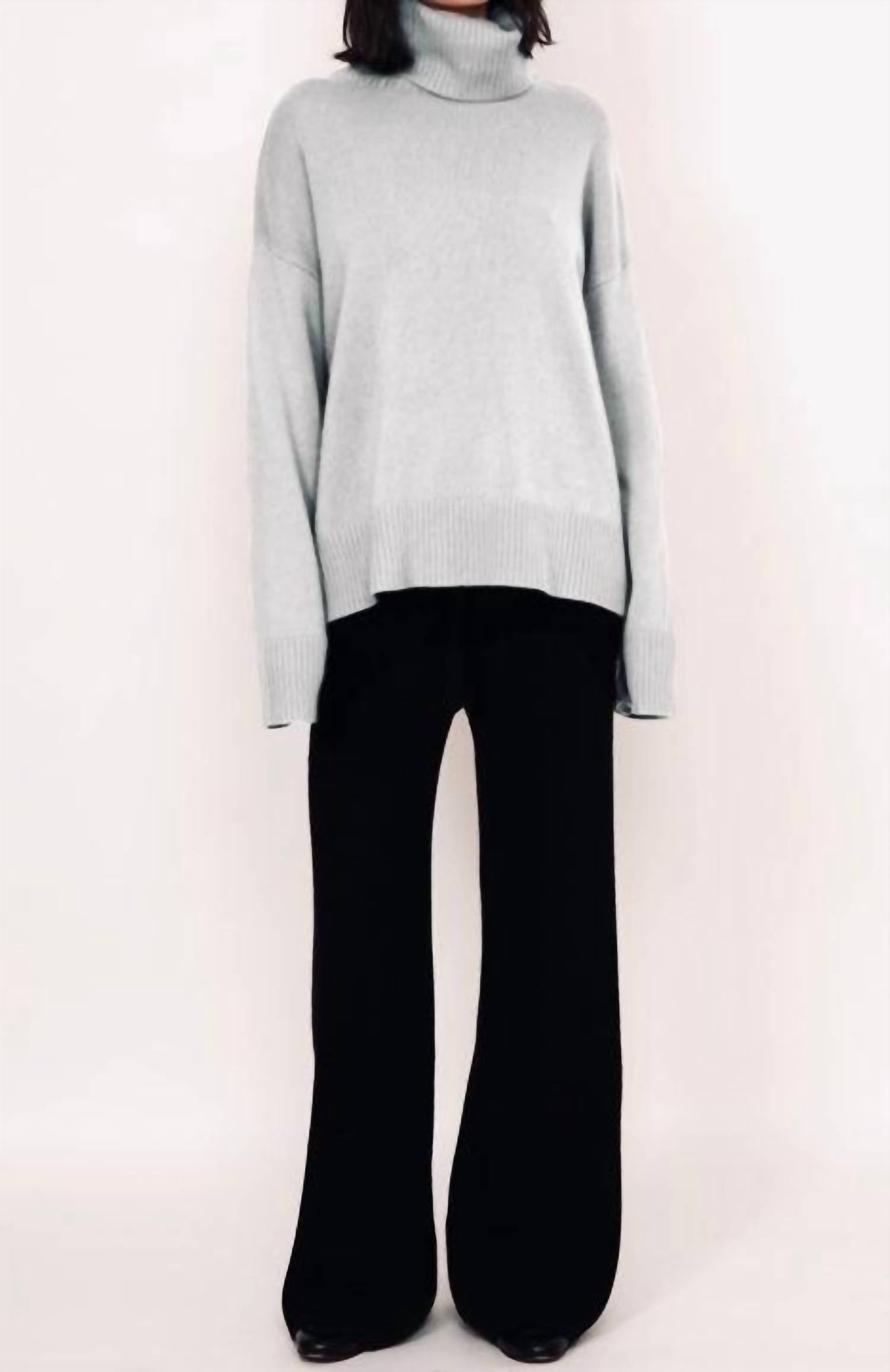 Kathryn McCarron Charlie Oversized Cashmere Turtleneck Sweater in grey - women's sweater