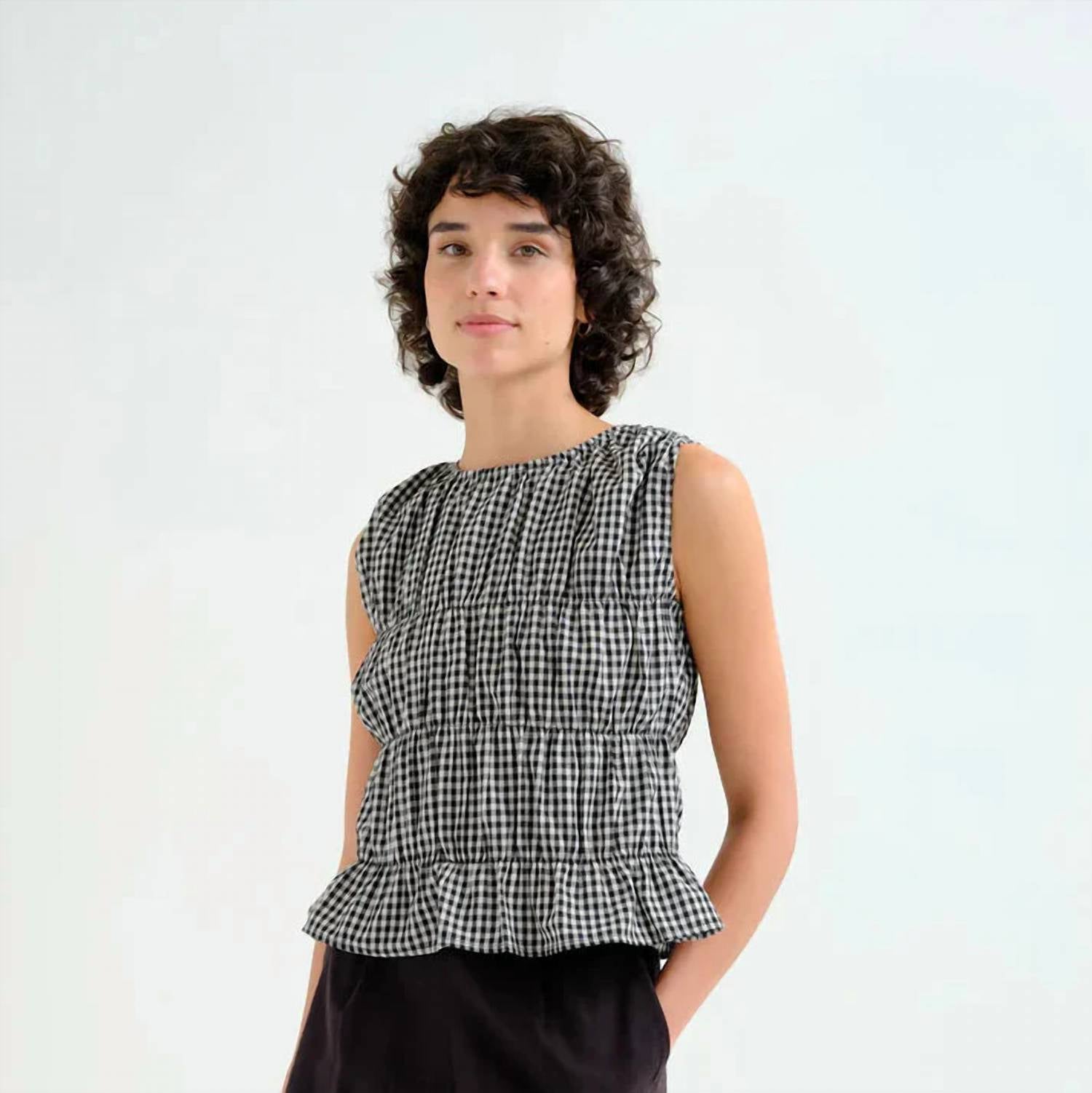 Compania Fantastica - Sleeveless Blouse