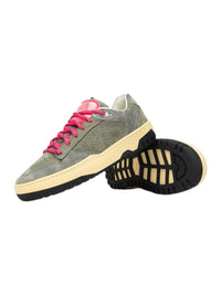 P448 - Women's Marvin W Sneakers