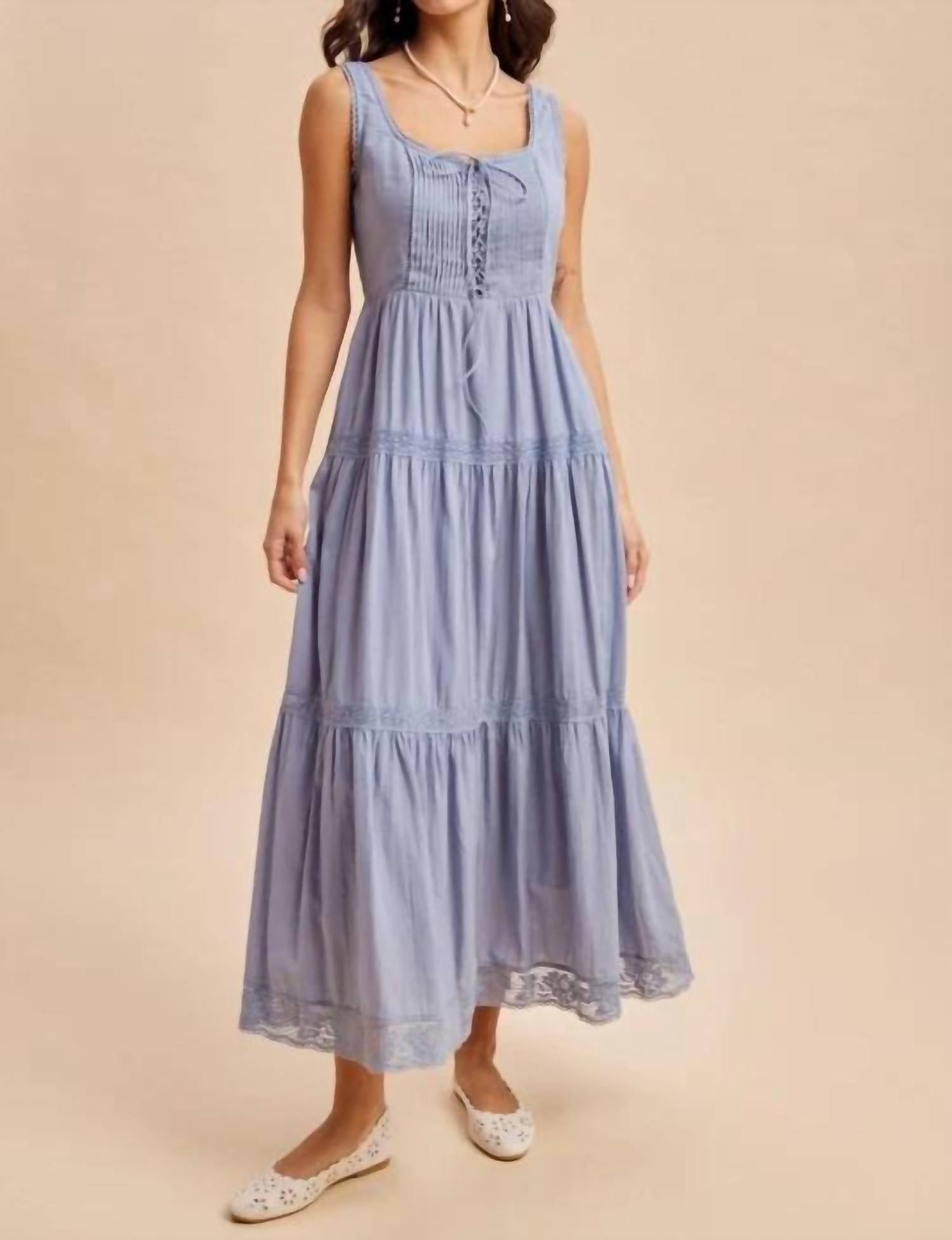 In-Loom - Sleeveless Maxi Dress