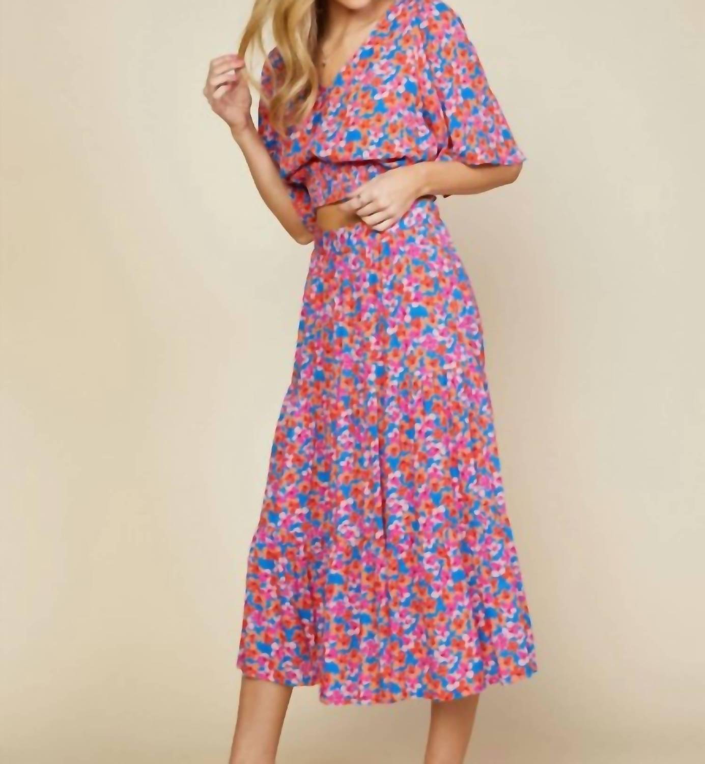 Skies Are Blue - V Neck Floral Blouse - Plus