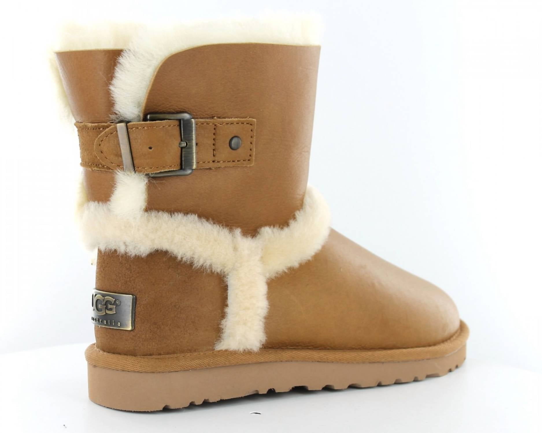 Ugg - Women's Airehart Boots