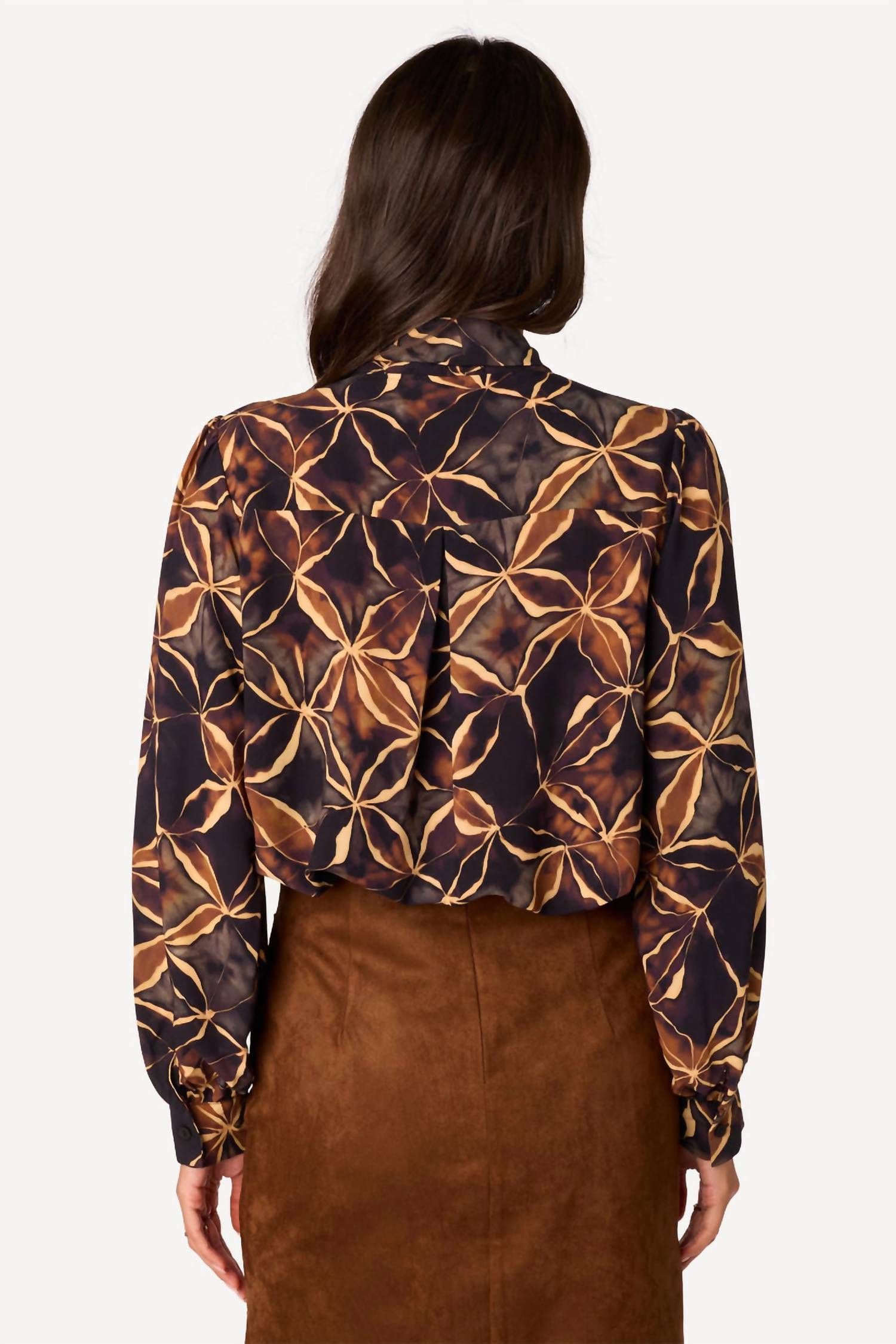 Q2 - Floral Front Tie Blouse