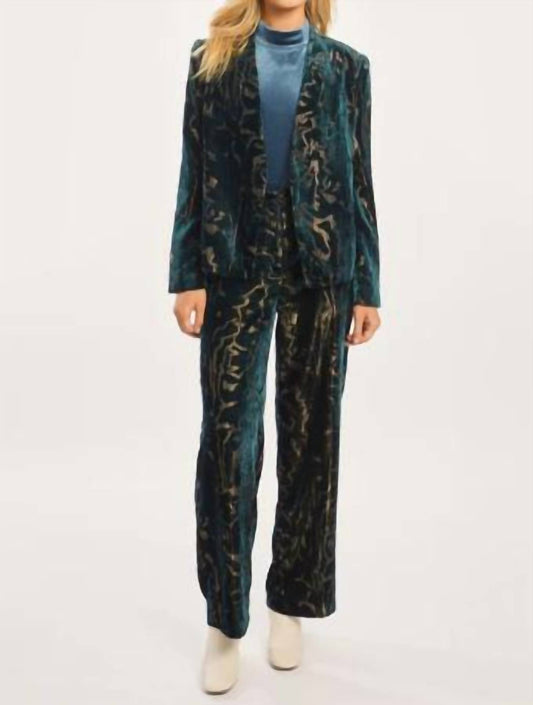 Caballero - Eliza Structured Shoulders Blazer