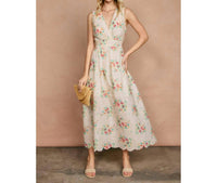 Dress Forum - Everbloom Lace Maxi Dress