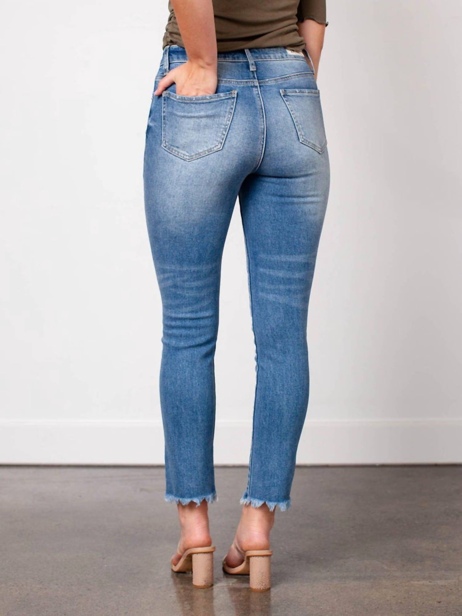 Special A - High Rise Relaxed Skinny Jean