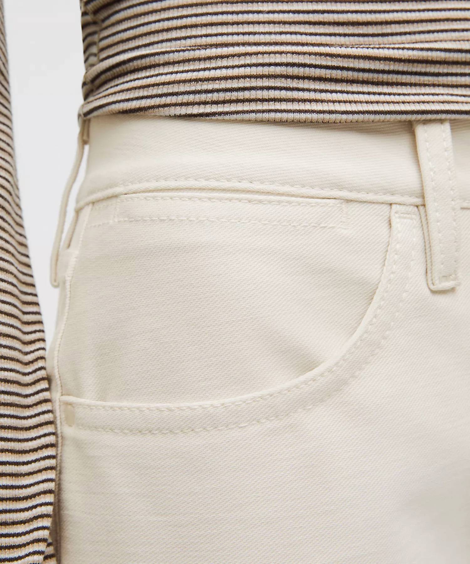 Lululemon - Easy Five Mid-Rise Relaxed Straight Pant