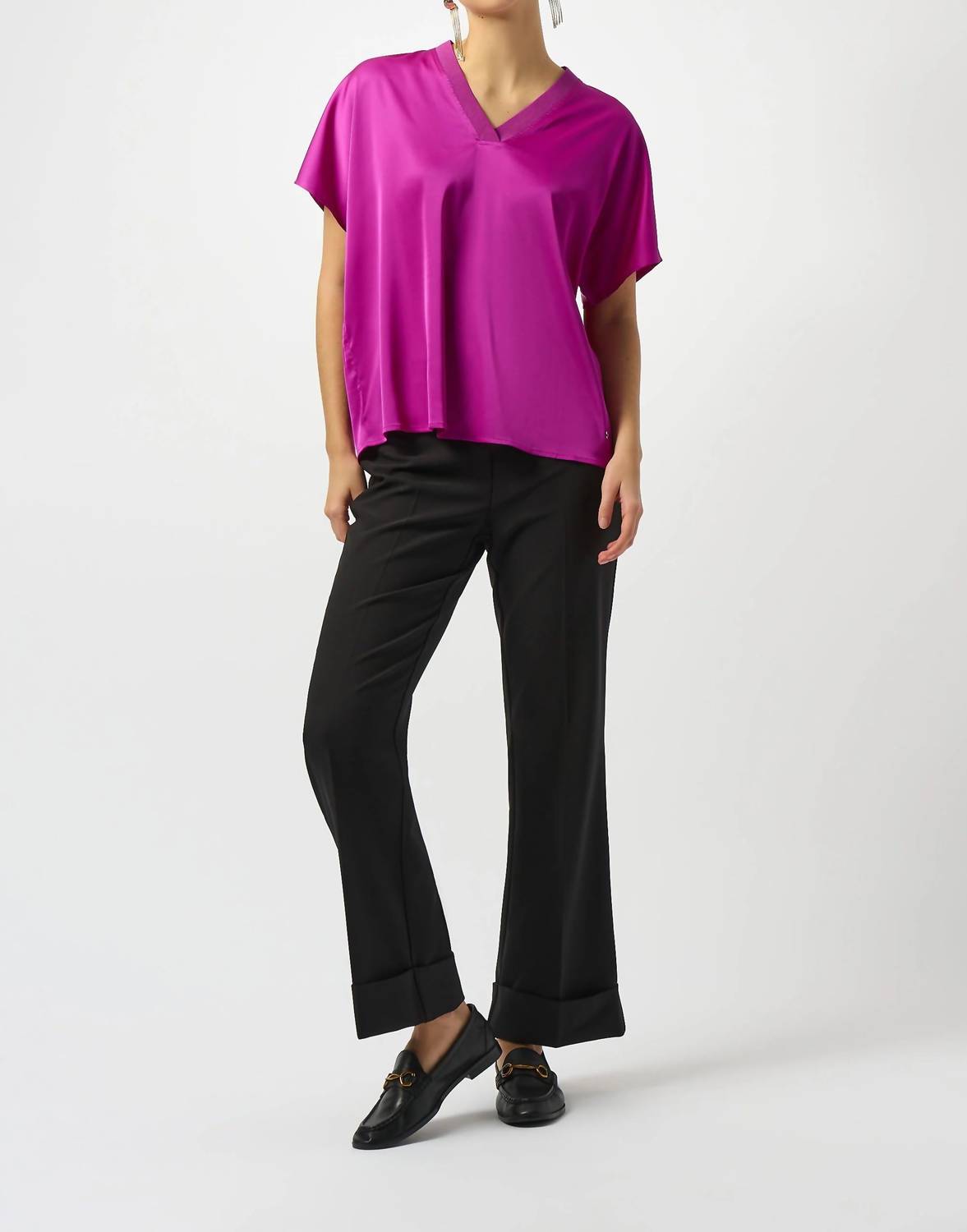Joseph Ribkoff - V-neck Short Sleeve Boxy Satin Top