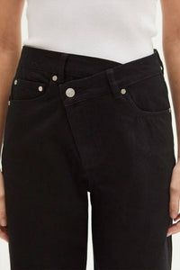 Jbd. - Chelsea Straight-leg Asymmetric Waist Jean