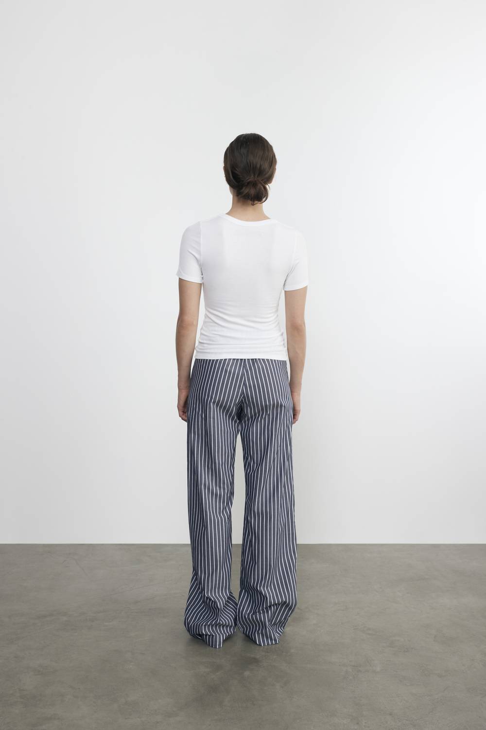 Enza Costa - SILK KNIT ESSENTIAL SHORT SLEEVE TEE