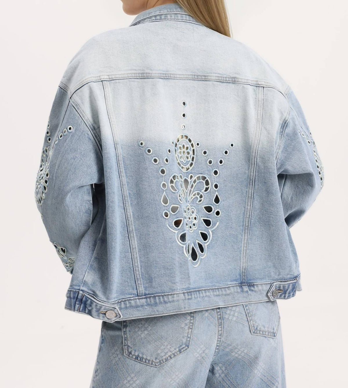 Bayeas - Gaia Eyelet Detail Long Sleeve Denim Jacket