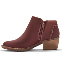 Clarks Women's Kastela Lo Ankle Boot in chestnut leather - women's shoe - detail view