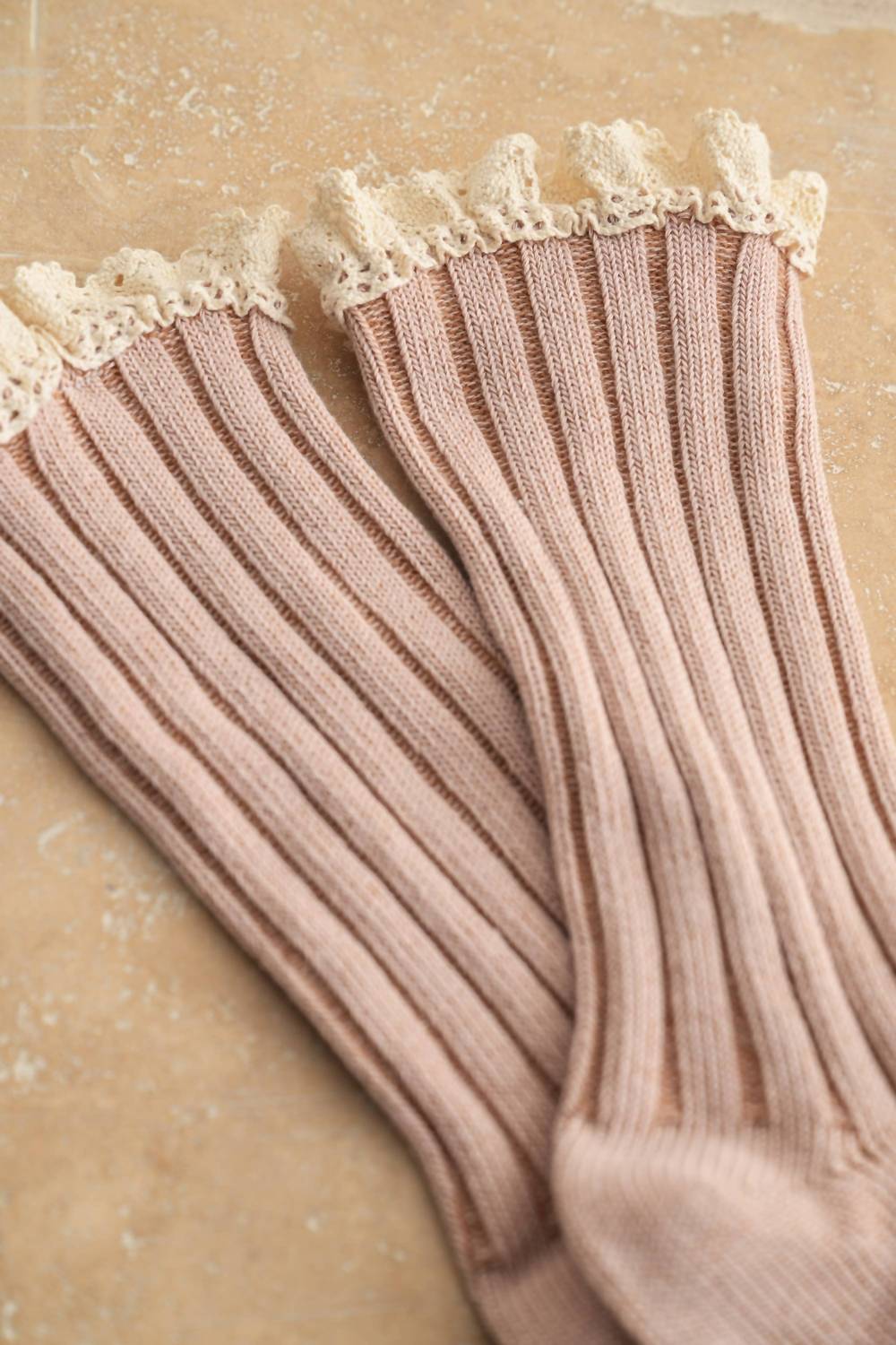 Miou Muse - Women's Salt & Thread Crochet Trim Socks