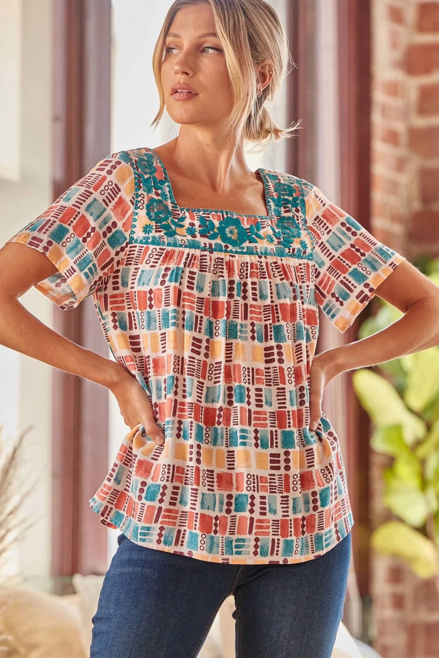 Andree By Unit - Floral Embroidered Printed Top