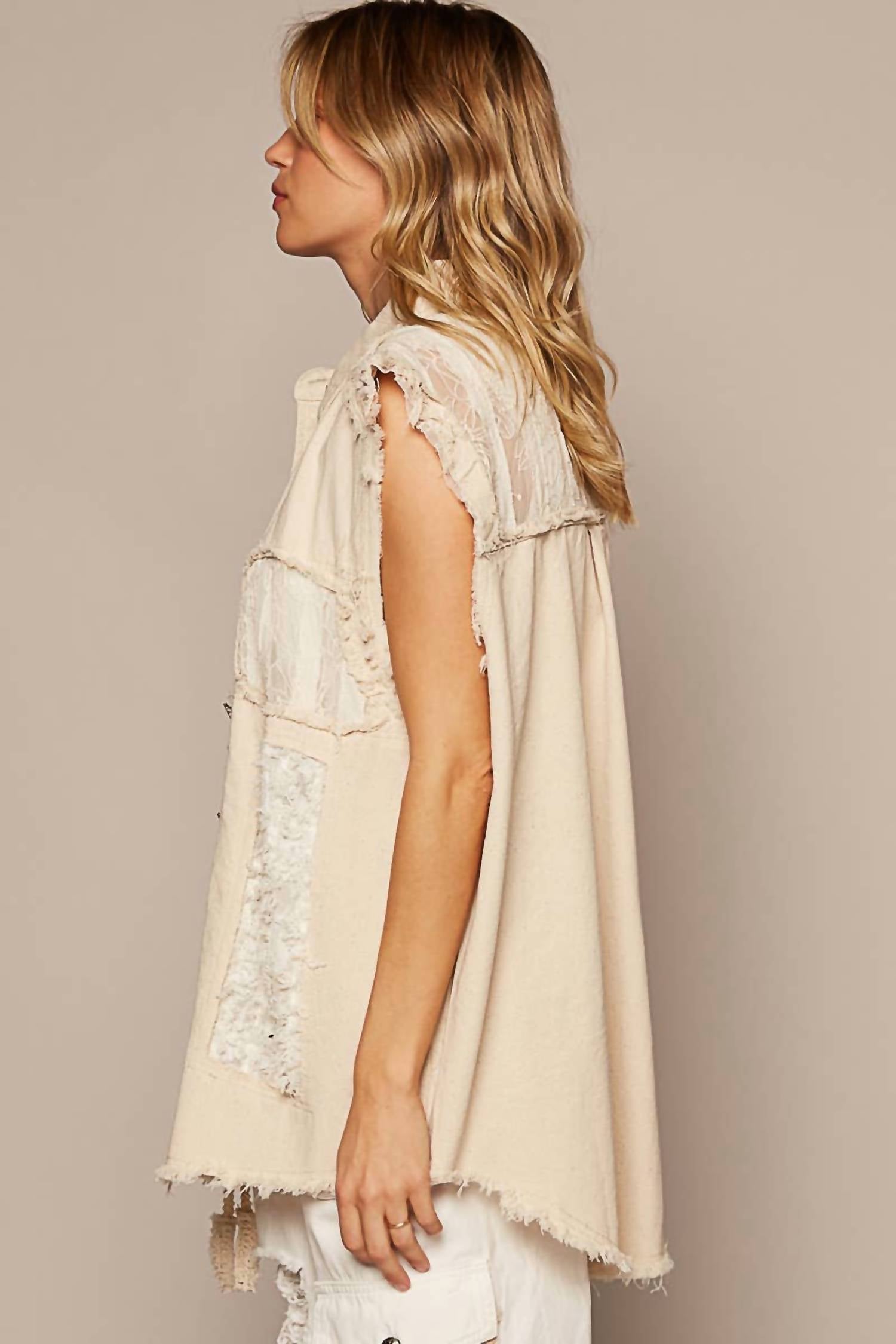 Pol - Oversized Sleeveless Crochet Lace Vest