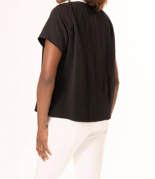Area Stars - Trini Pleated Contrast Trim Collar Blouse