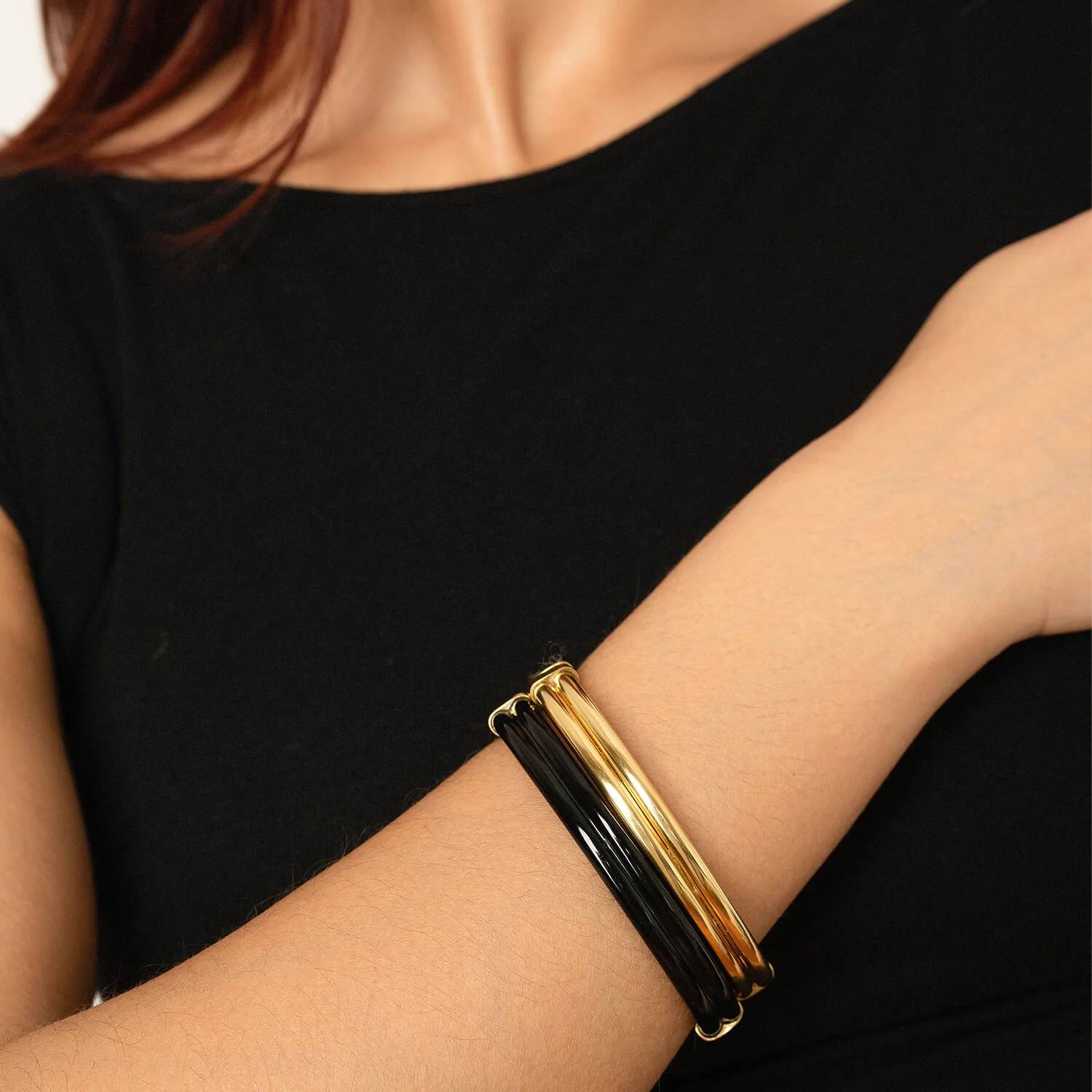Gold & Honey - Women's Ridge Lucite Hinge Bangle