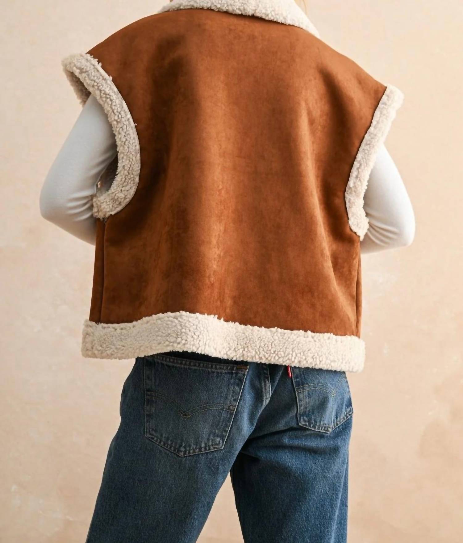 Miou Muse - Sherpa Dreams Contrast Vest