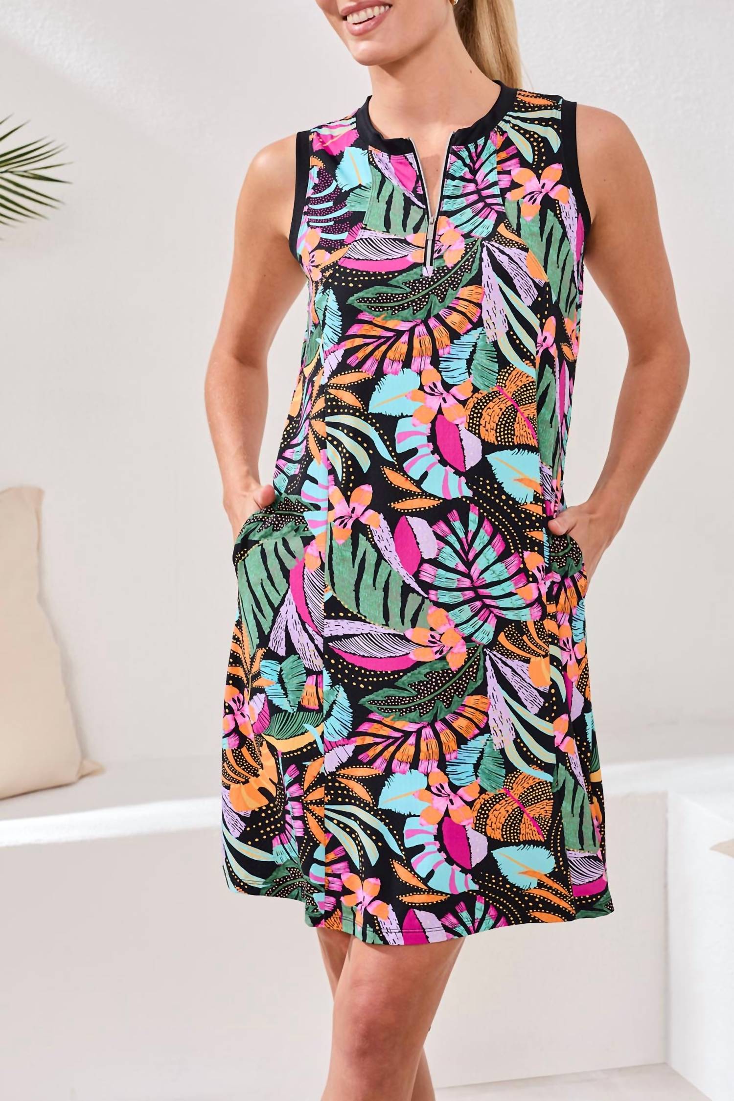 Tribal - SLEEVELESS CREW NECK DRESS