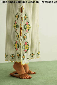 Miou Muse - Women's Floral Embroidery With Striped Pants