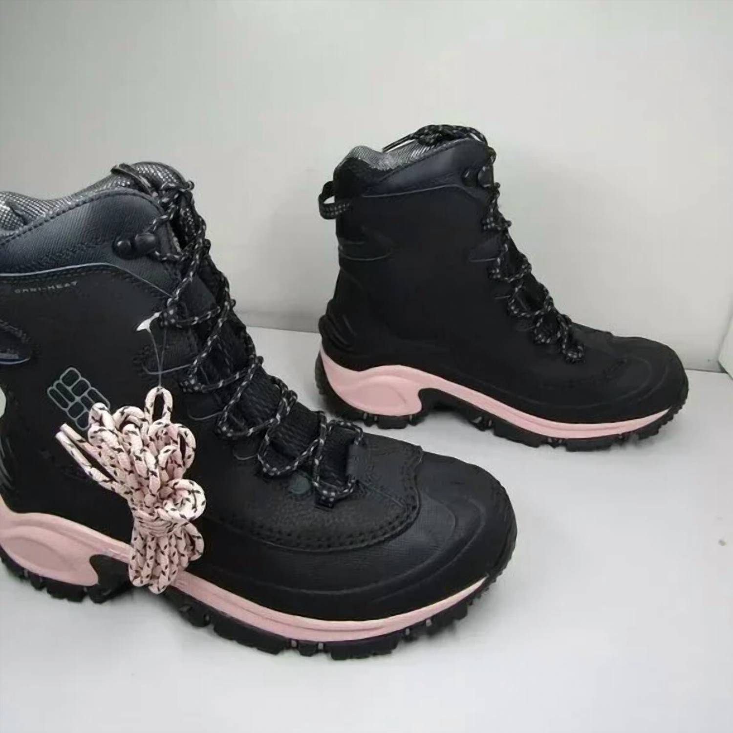 Columbia Women’s Clear Mountain Fs Omni-heat Hiking Boots in black pink - women's shoe - alternate view