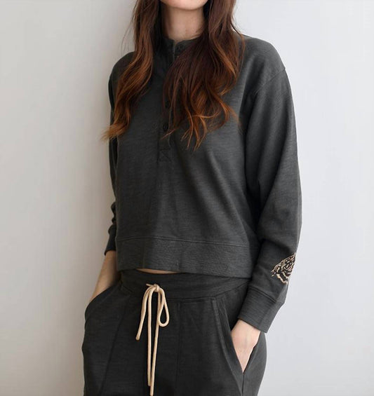 Las Sureñas - Cheetah Embroidered Long Sleeve T-Shirt