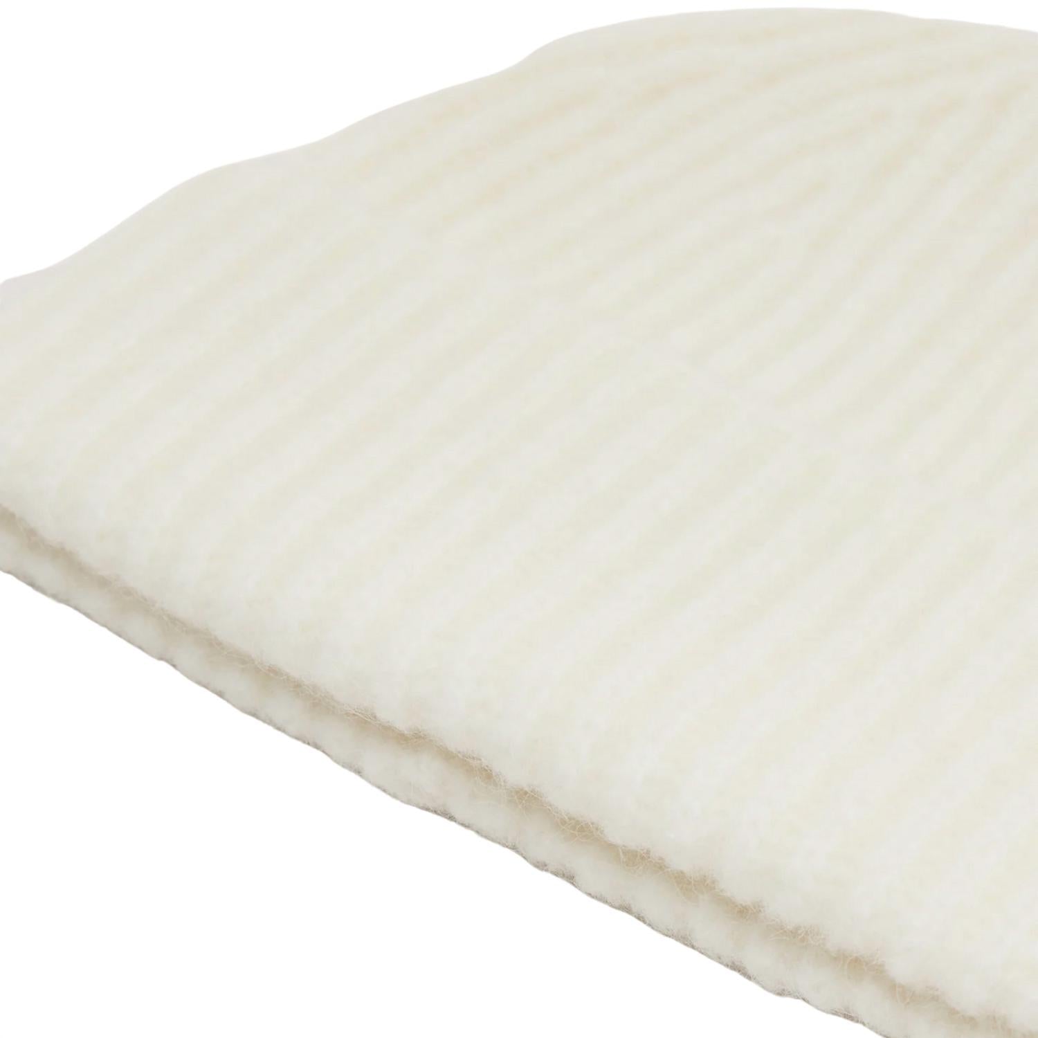 Closed - Knitted Hat