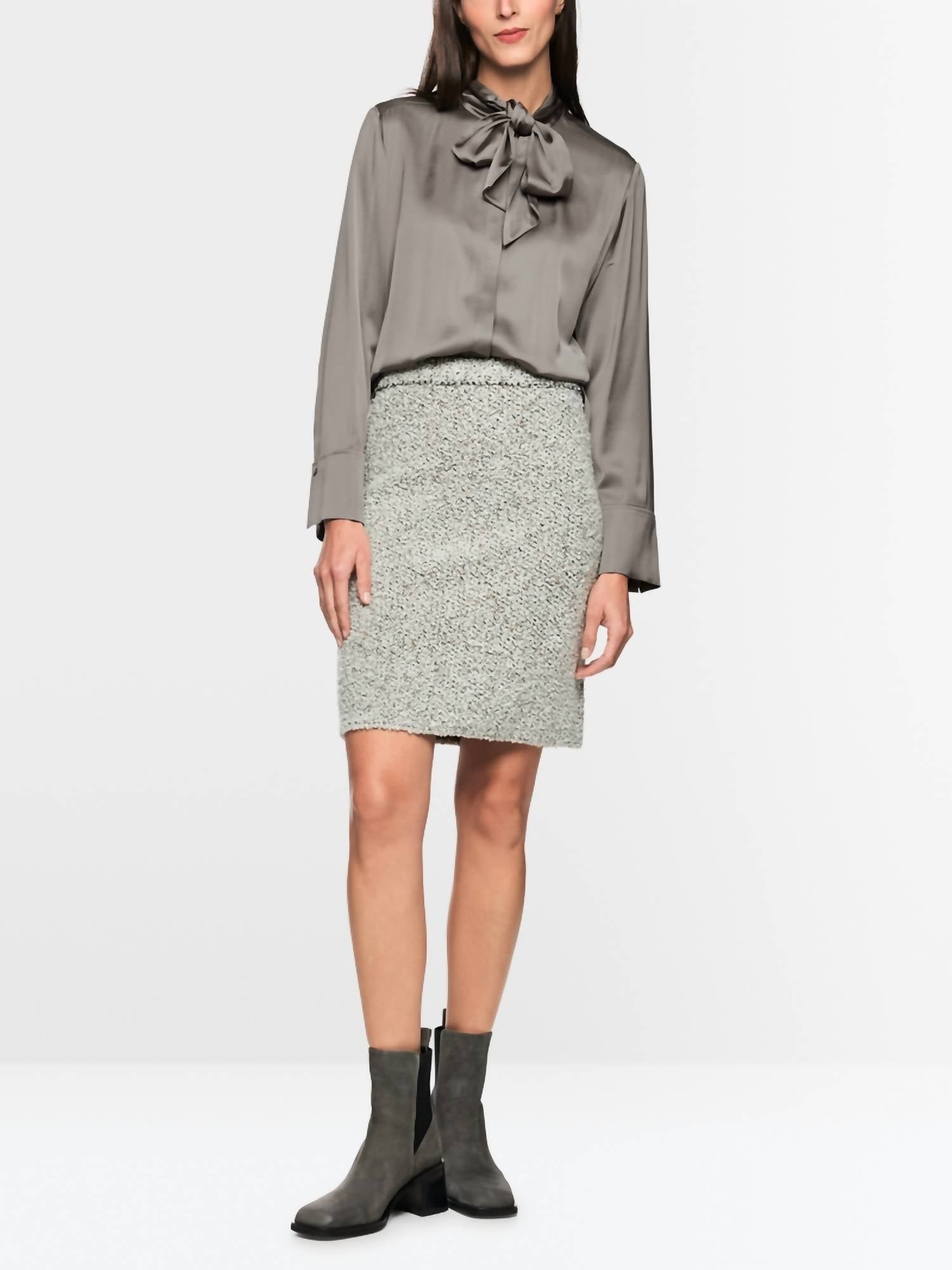 Marc Cain - Feminine Blouse with Bow City Tour