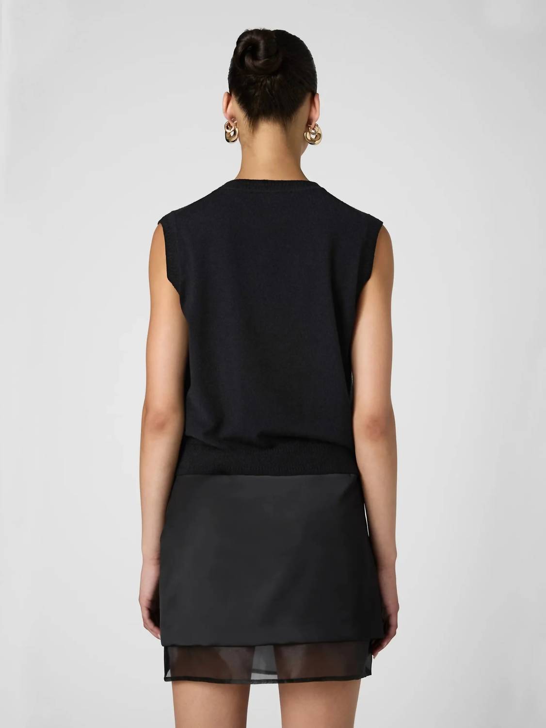 FRENCH CONNECTION Cosysoft Sleeveless Vest in black - women's jacket - detail view