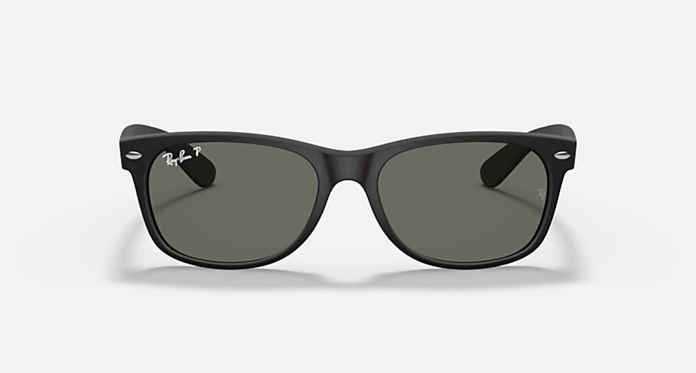 Ray Ban - New Wayfarer Classic Medium Polarized Sunglasses Rb2132 622/58
